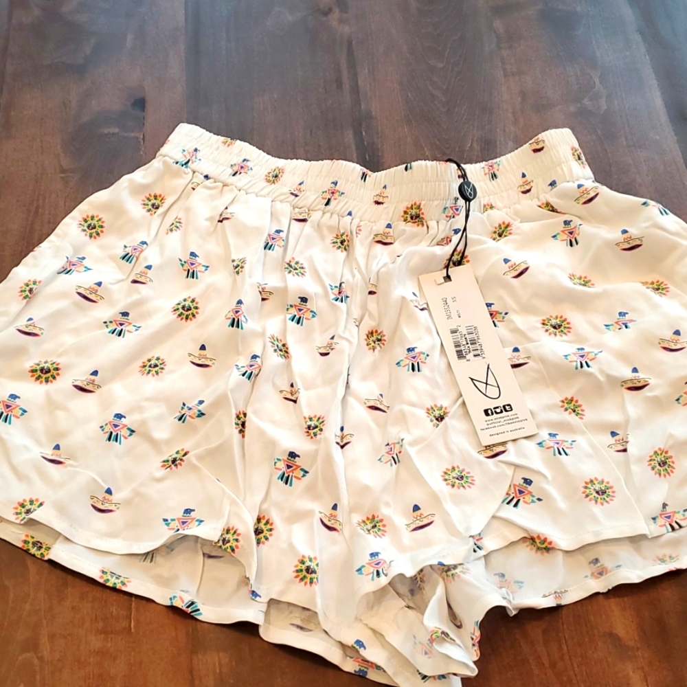 New w. Tags MinkPink XS "Inca Shorts"